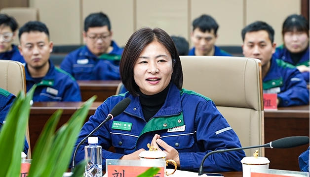刘菊：从差点没过实习期到独当一面的女副总