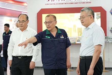 伊心向党，锻造未来