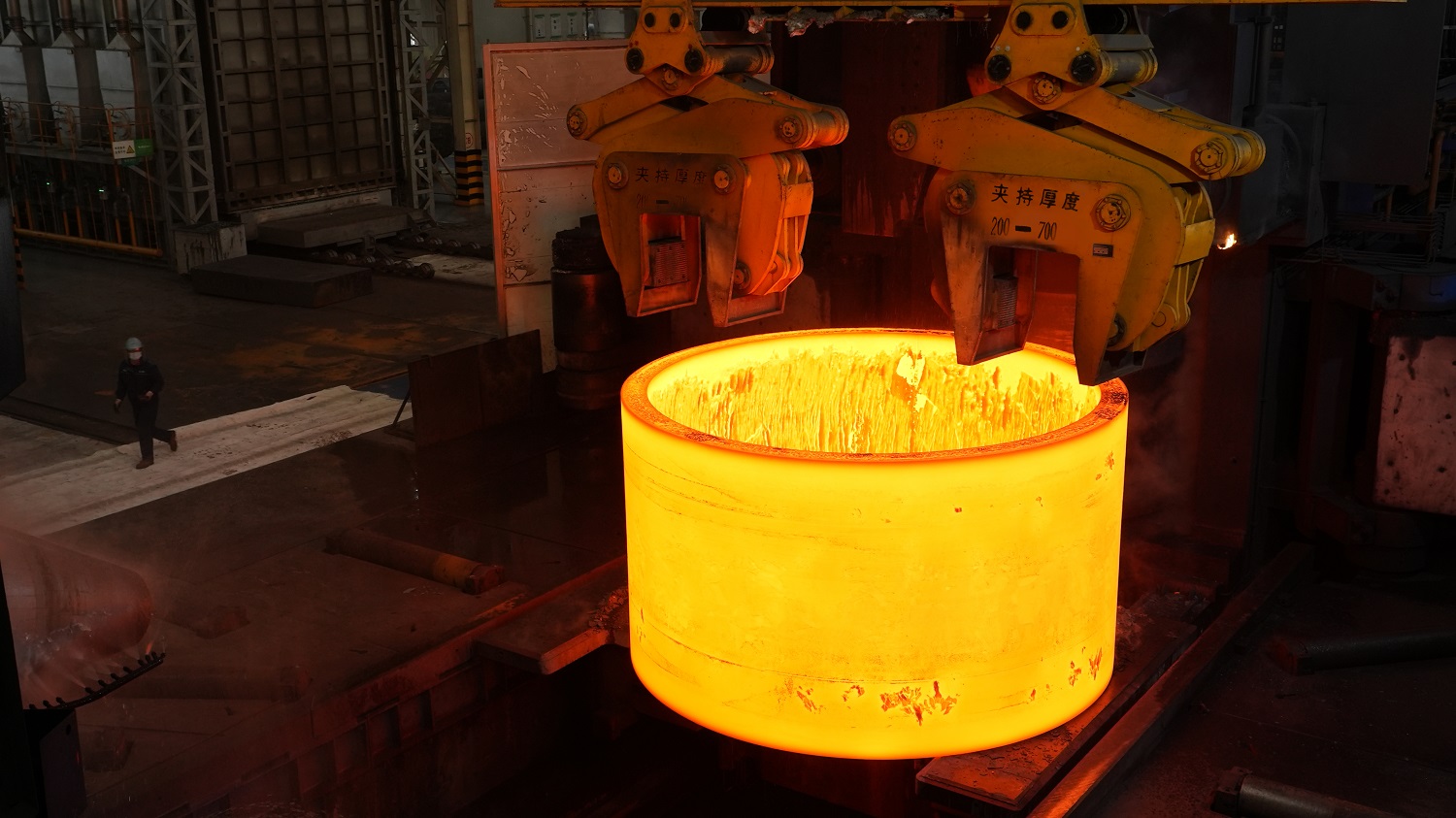 Forged and Rolled Cylinder, Synchronized With European and American Technology