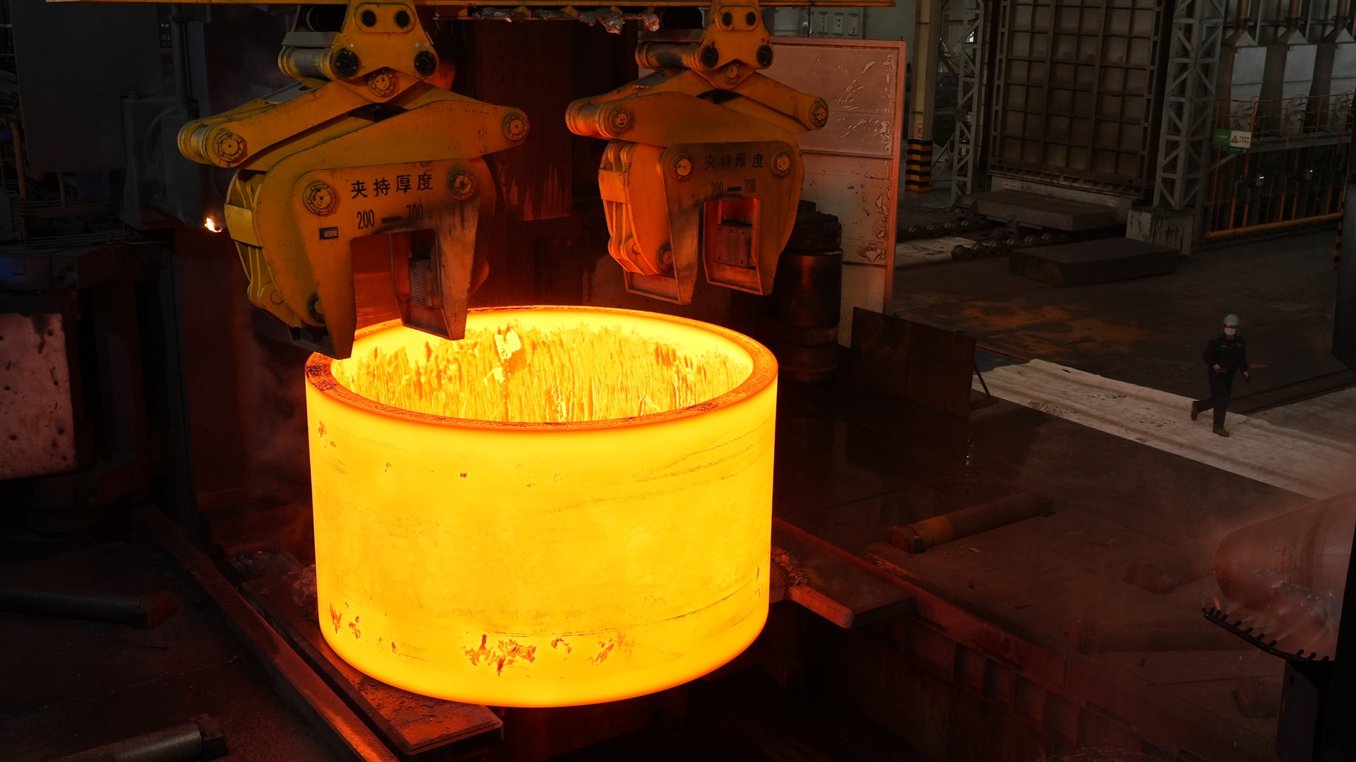 What large forgings do we manufacture?
