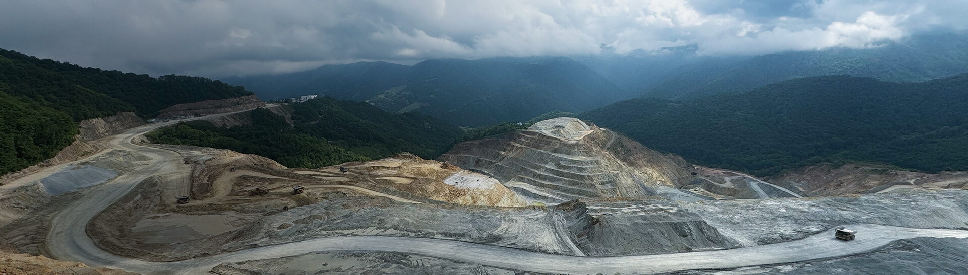 金属矿山