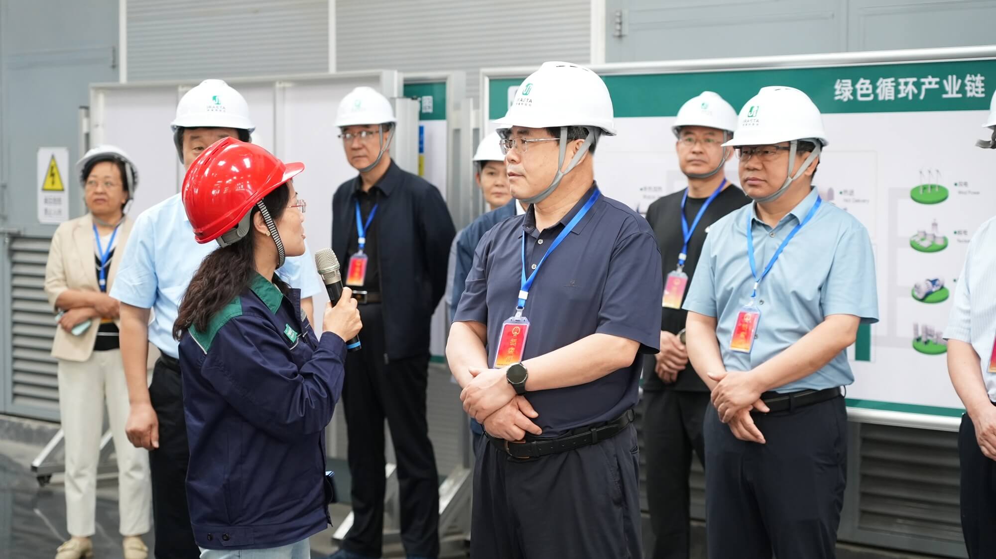 济南市章丘区人大常委会一行莅临伊莱特参观交流